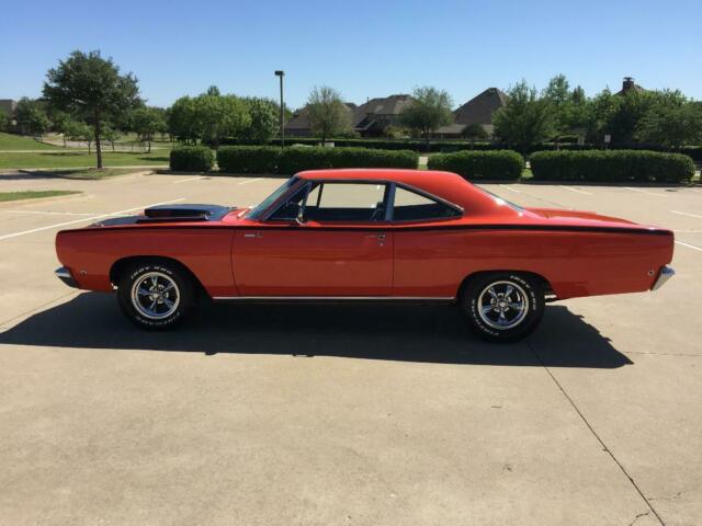 1968 Plymouth Road Runner