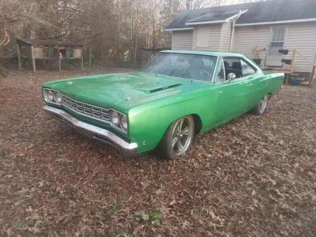 1968 Plymouth Road Runner chrome