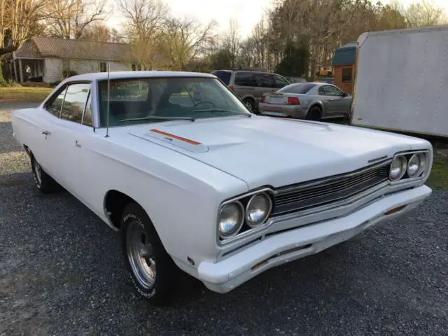 1968 Plymouth roadrunner