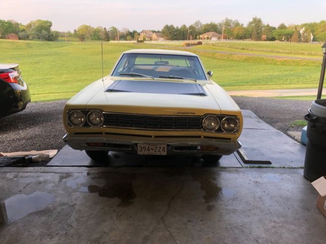 1968 Plymouth Road Runner