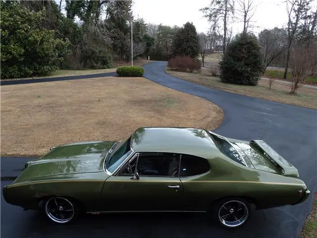 1968 Pontiac CUSTOM --