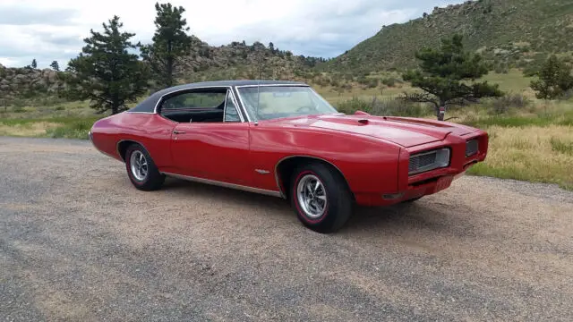 1968 Pontiac GTO Coup with Black Cordova Top