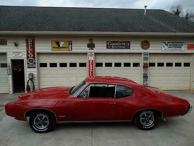 1968 Pontiac GTO --