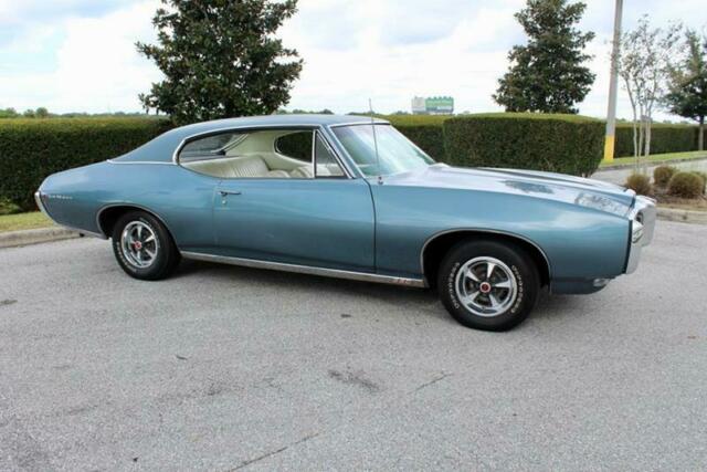 1968 Pontiac Le Mans --