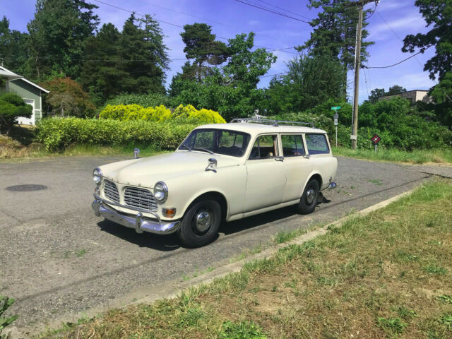 1968 Volvo 122 Chrome