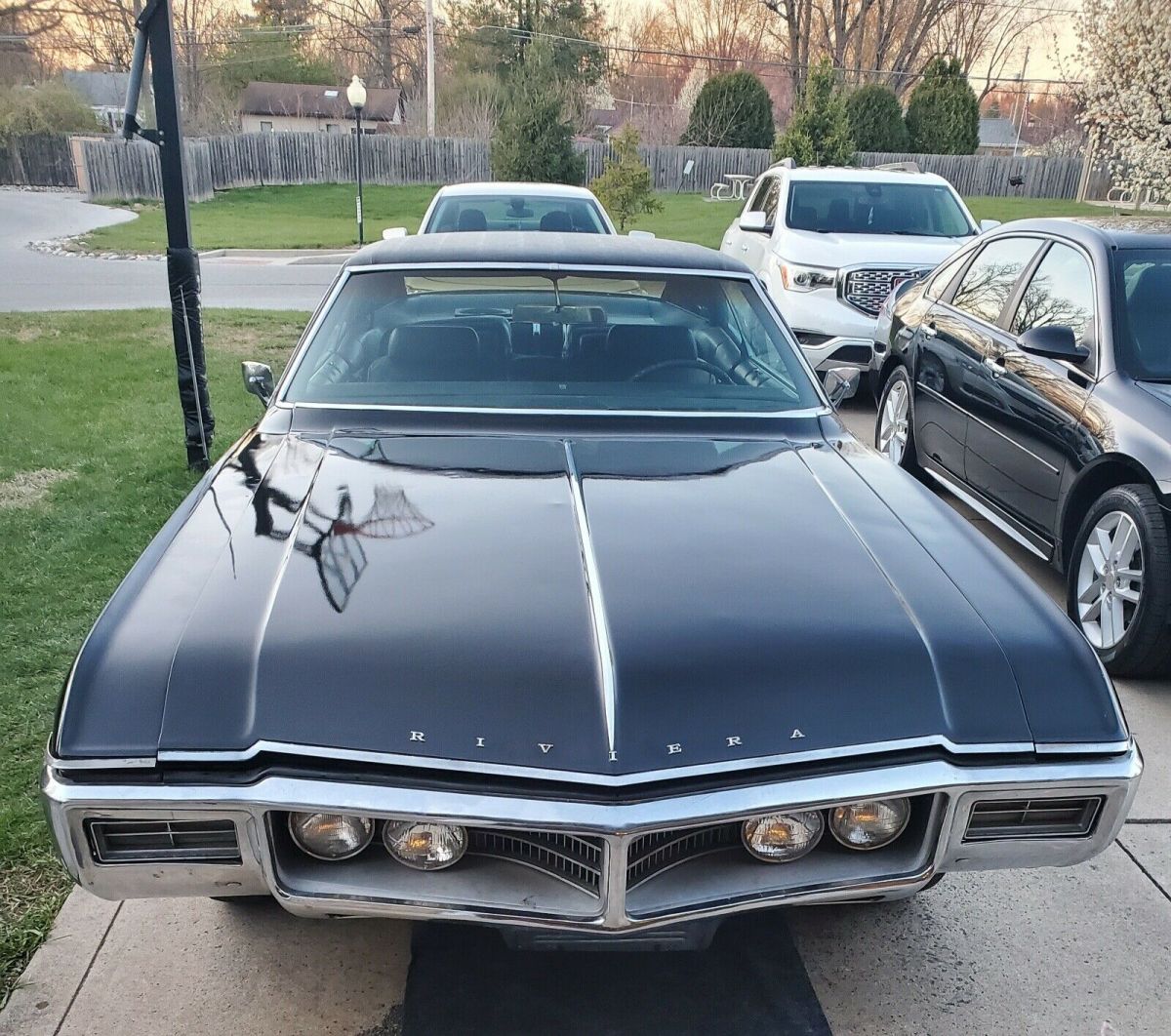 1969 Buick Riviera black