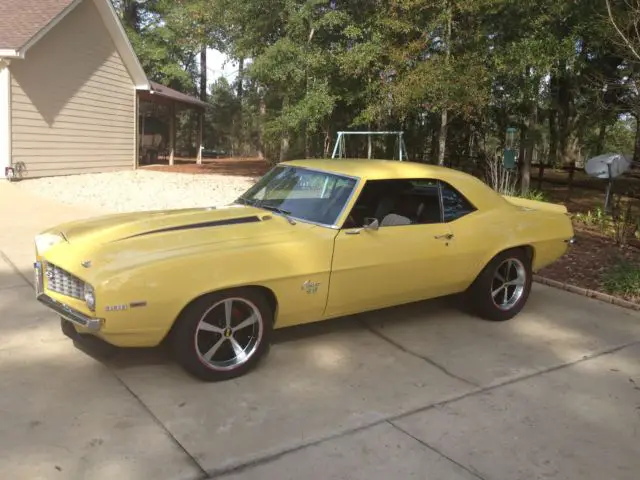 1969 Chevrolet Camaro SS Hardtop 2-Door