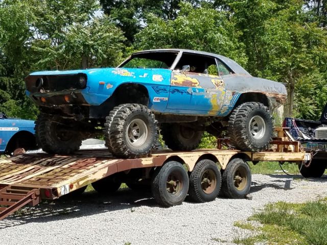 1969 Chevrolet Camaro 4 WD RACER and  HD 3 AXLE BUMPER PULL TRAILER
