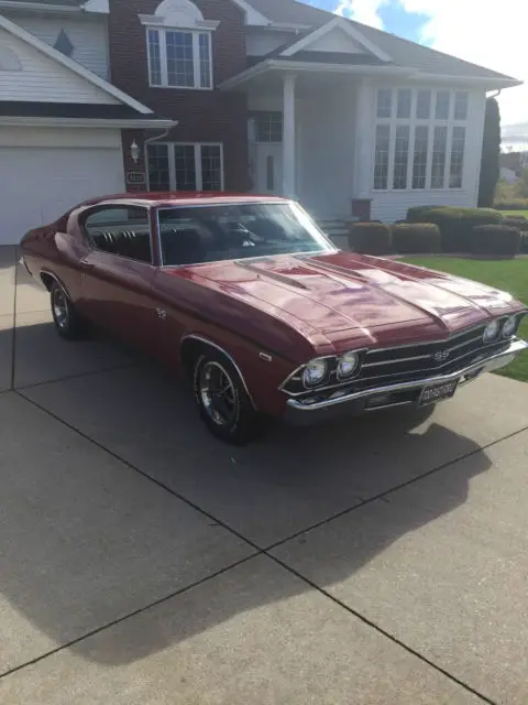 1969 Chevrolet Chevelle Garnet Red