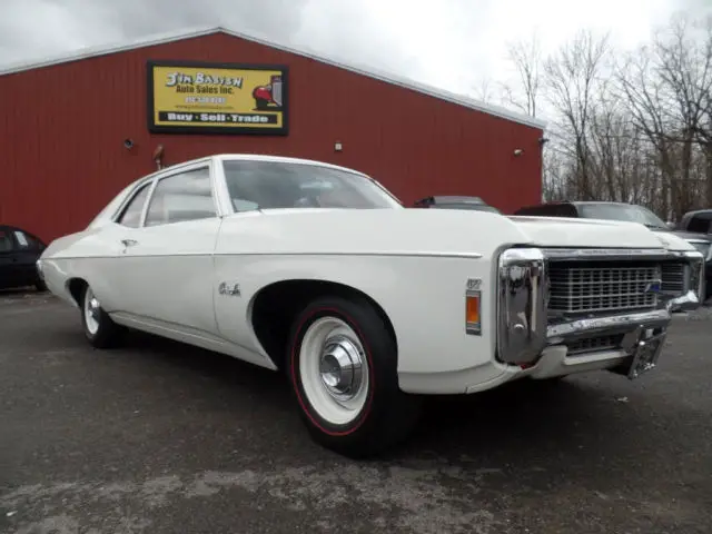 1969 Chevrolet Bel Air/150/210 150/210 2-door Post Sedan