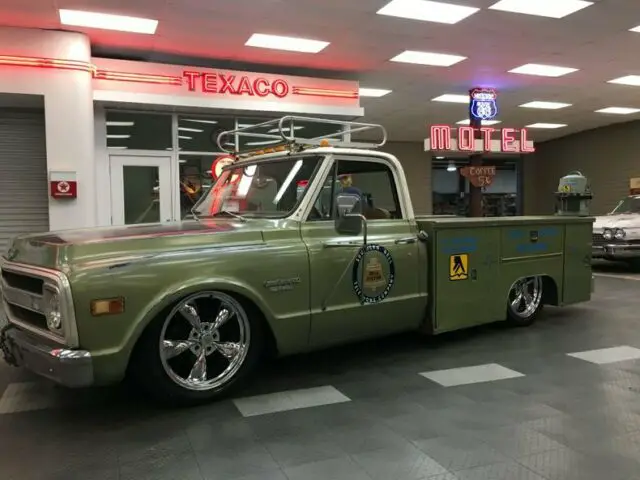 1969 Chevrolet C-10 Camper Special