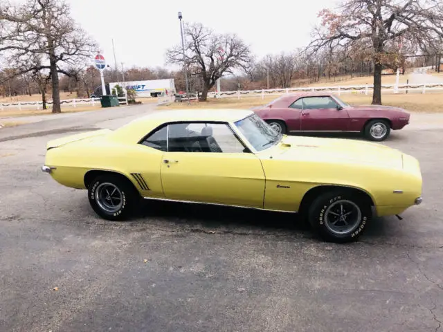 1969 Chevrolet Camaro 2dr Coupe