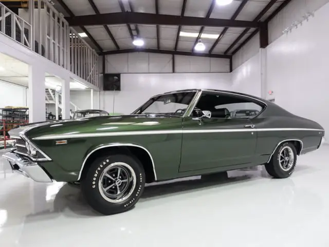 1969 Chevrolet Chevelle COPO 2-Door Hardtop 