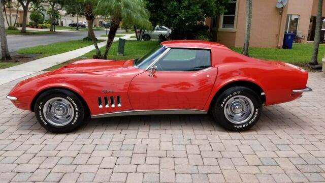 1969 Chevrolet Corvette Stingray 427 - Manual - A/C - Matching Numbers