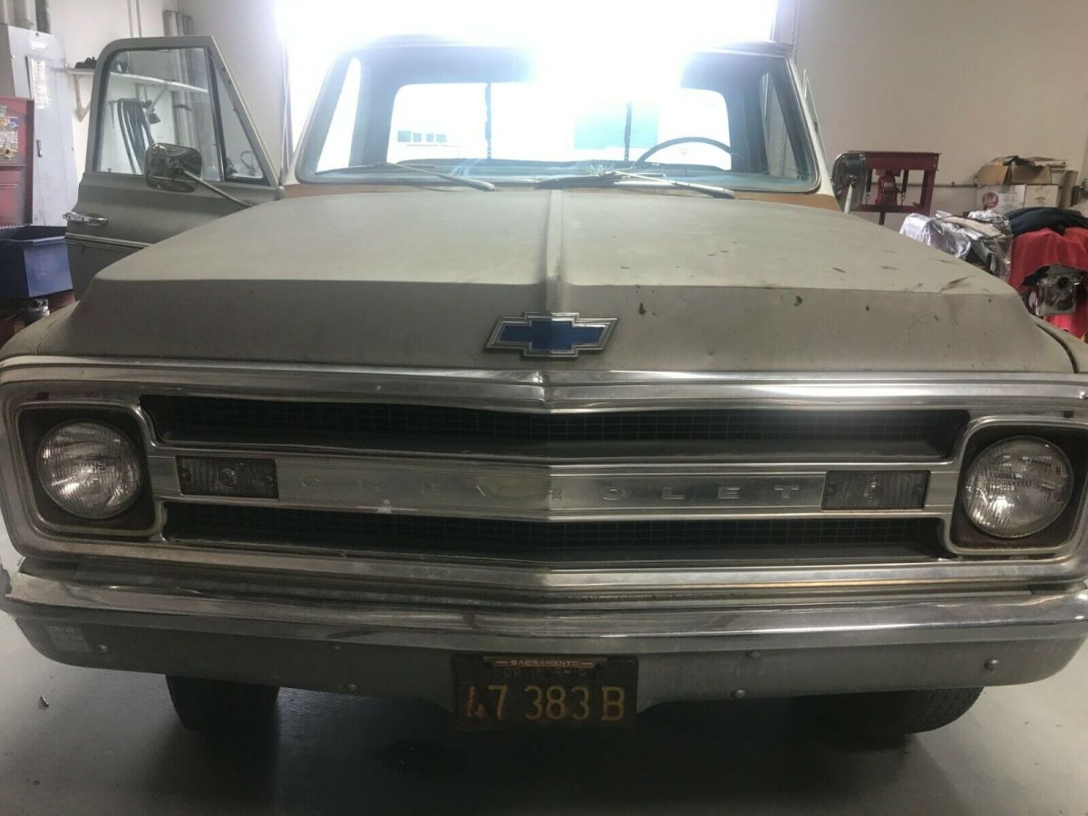 1969 Chevrolet C/K Pickup 2500