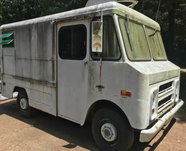 1969 Chevrolet C-10 P10 Series Step Van