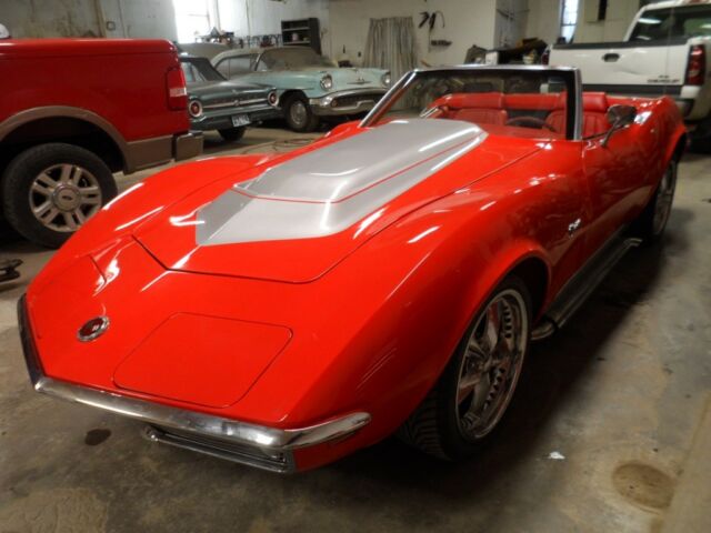 1969 Chevrolet Corvette Red