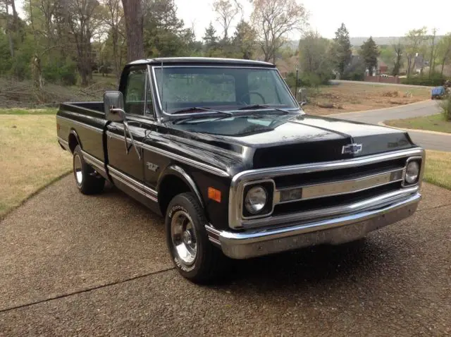 1969 Chevrolet C-10 Custom Sport Truck