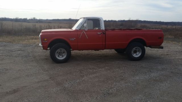 1969 Chevrolet C/K Pickup 2500 Custom