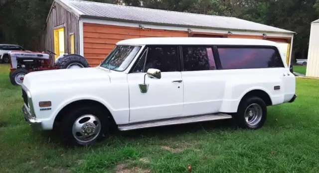 1969 Chevrolet Suburban