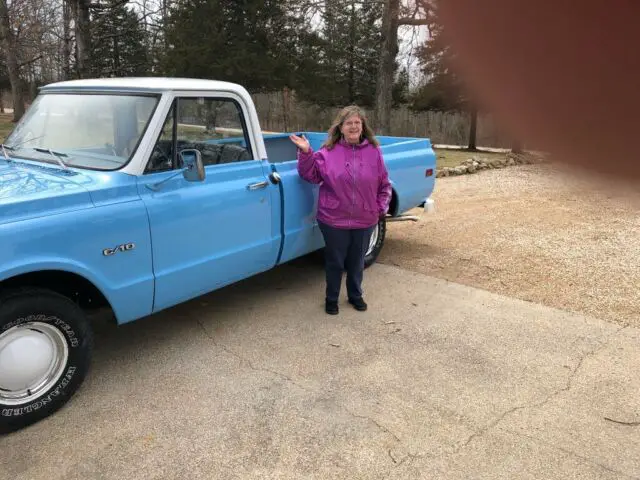 1969 Chevrolet C-10 Fleetside-long bed