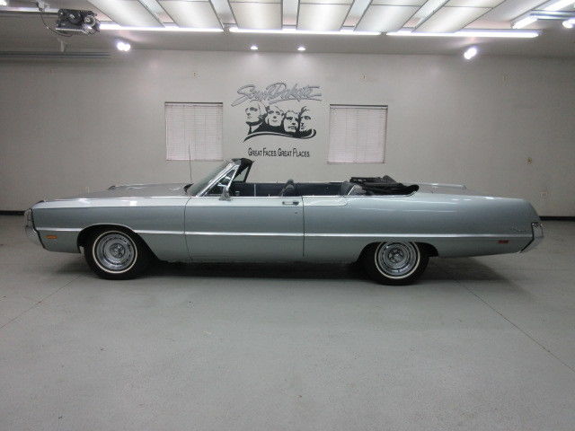 1969 Chrysler Newport Convertible