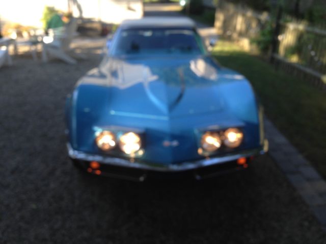 1969 Chevrolet Corvette Lemans Blue/Blue/White