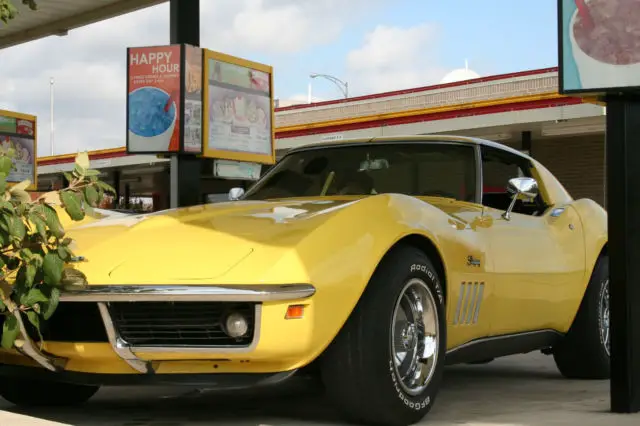 1969 Chevrolet Corvette T-top Coupe