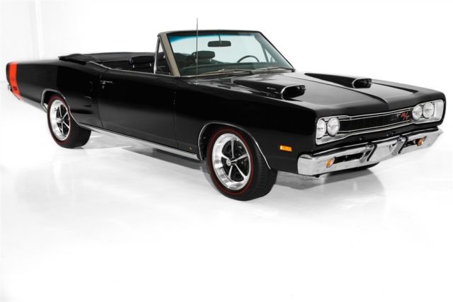 1969 Dodge Coronet Black R/T 440 5-Spd Frame-Off