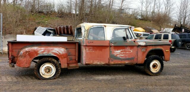 1969 Dodge Power Wagon