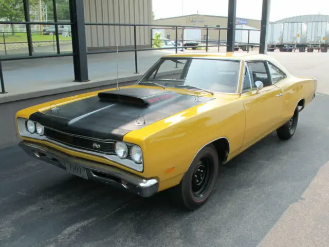 1969 Dodge Coronet Super Bee 440 Six-Pack