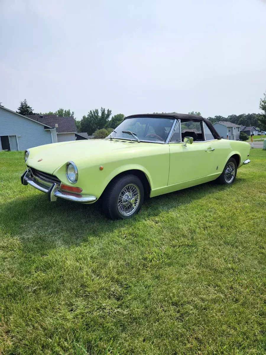 1969 Fiat 124 Spider