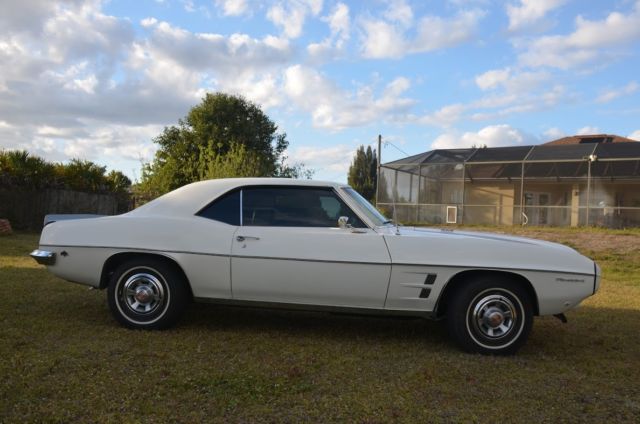 1969 Pontiac Firebird