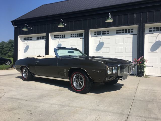 1969 Pontiac Firebird