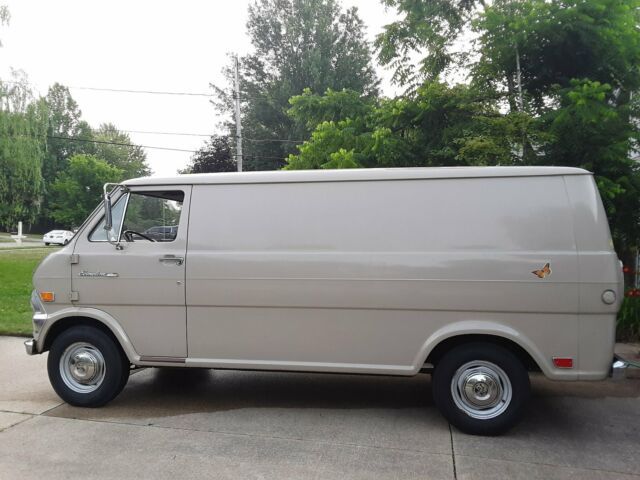 1969 Ford E-Series Van Stainless and Aluminum