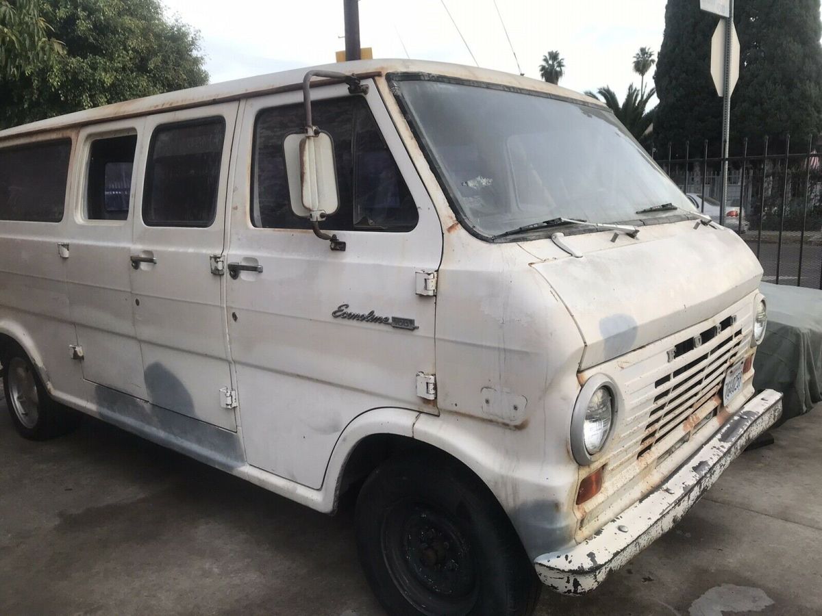 1969 Ford econoline