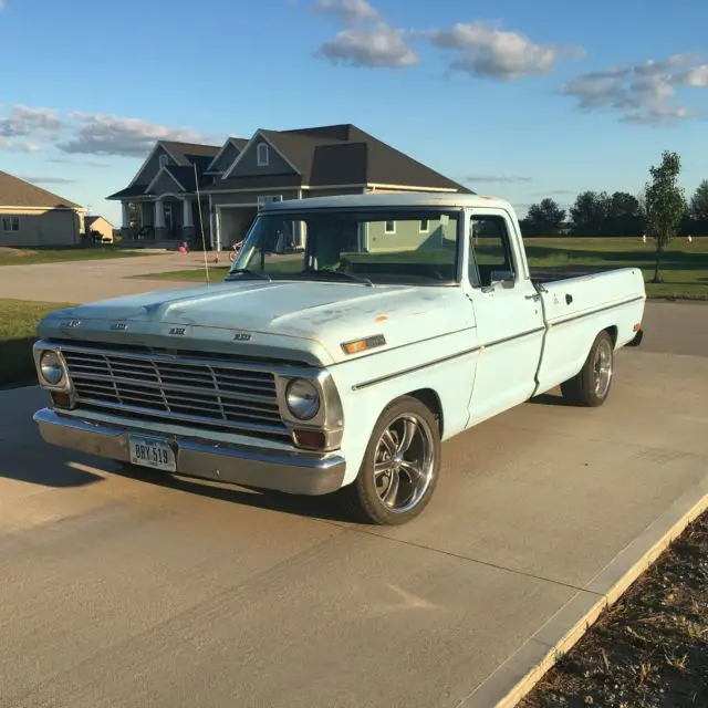 1969 Ford F-100