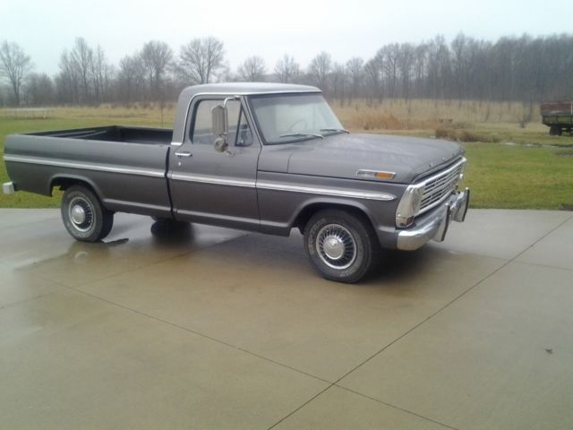 1969 Ford F-100