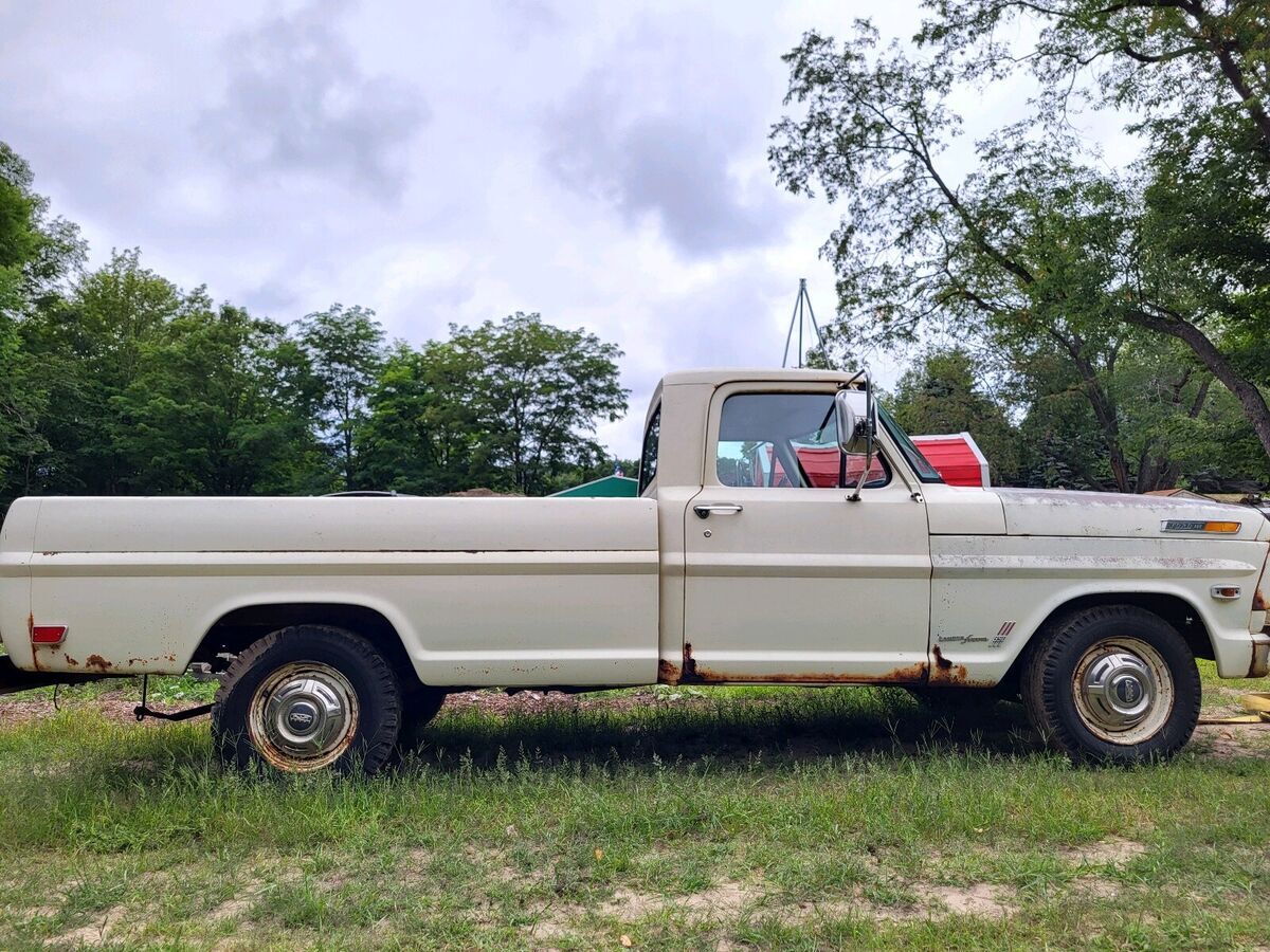 1969 Ford F250 Truck Camper Special