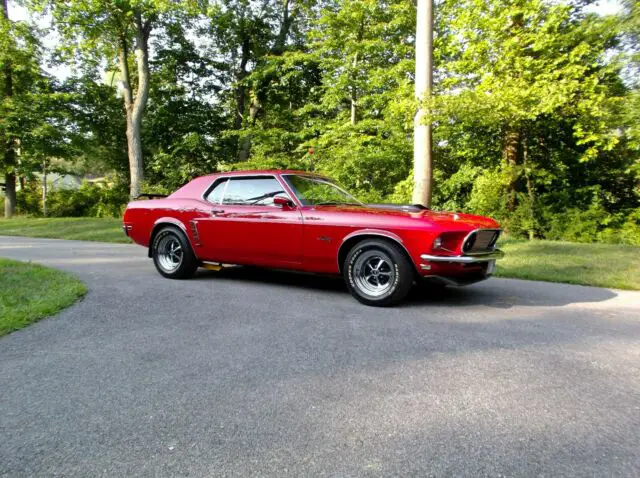 1969 Ford Mustang COUPE