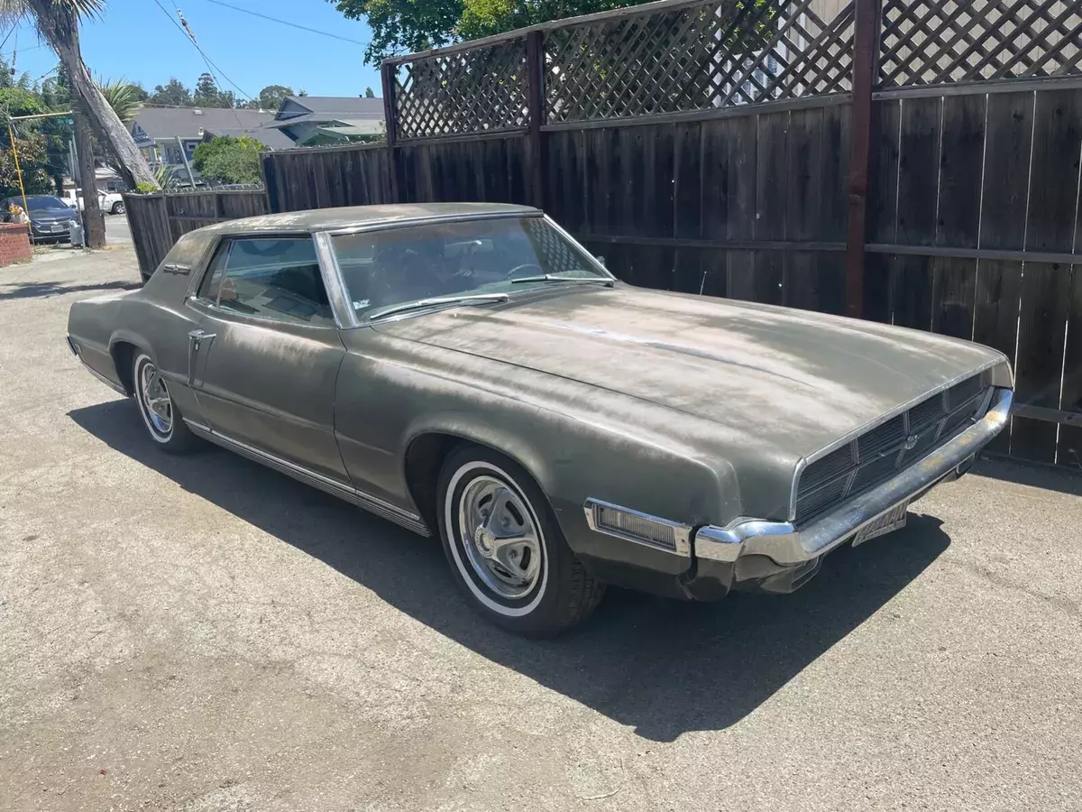 1969 Ford Thunderbird