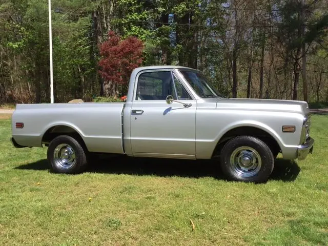 1969 GMC C10 / C15 Custom