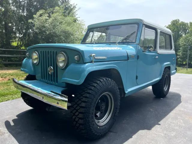 1969 Jeep Jeepster Deluxe