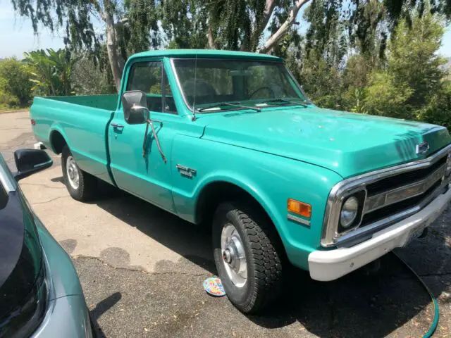 1969 Chevrolet C/K Pickup 1500 Custom