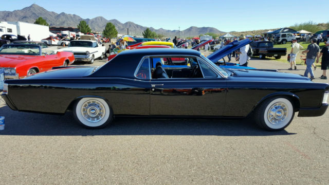 1969 Lincoln Continental 2dr coupe