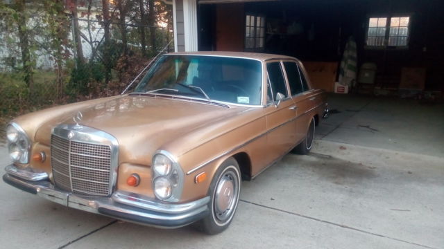 1969 Mercedes-Benz 200-Series 280S