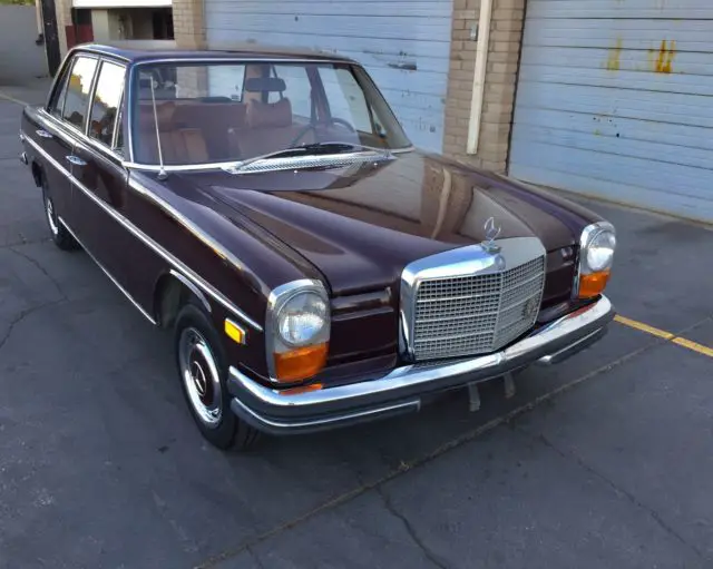 1969 Mercedes-Benz 200-Series