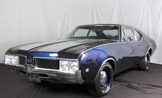 1969 Oldsmobile 442 --