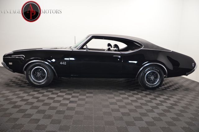 1969 Oldsmobile 442 V8 AUTO AC TRIPLE BLACK!!