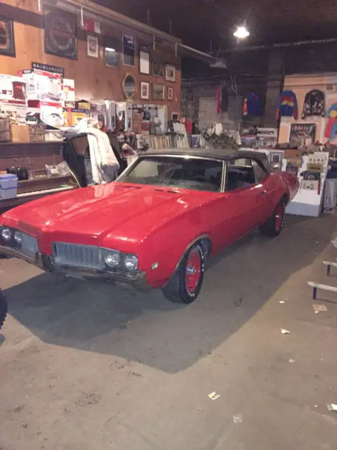 1969 Oldsmobile Cutlass convertible